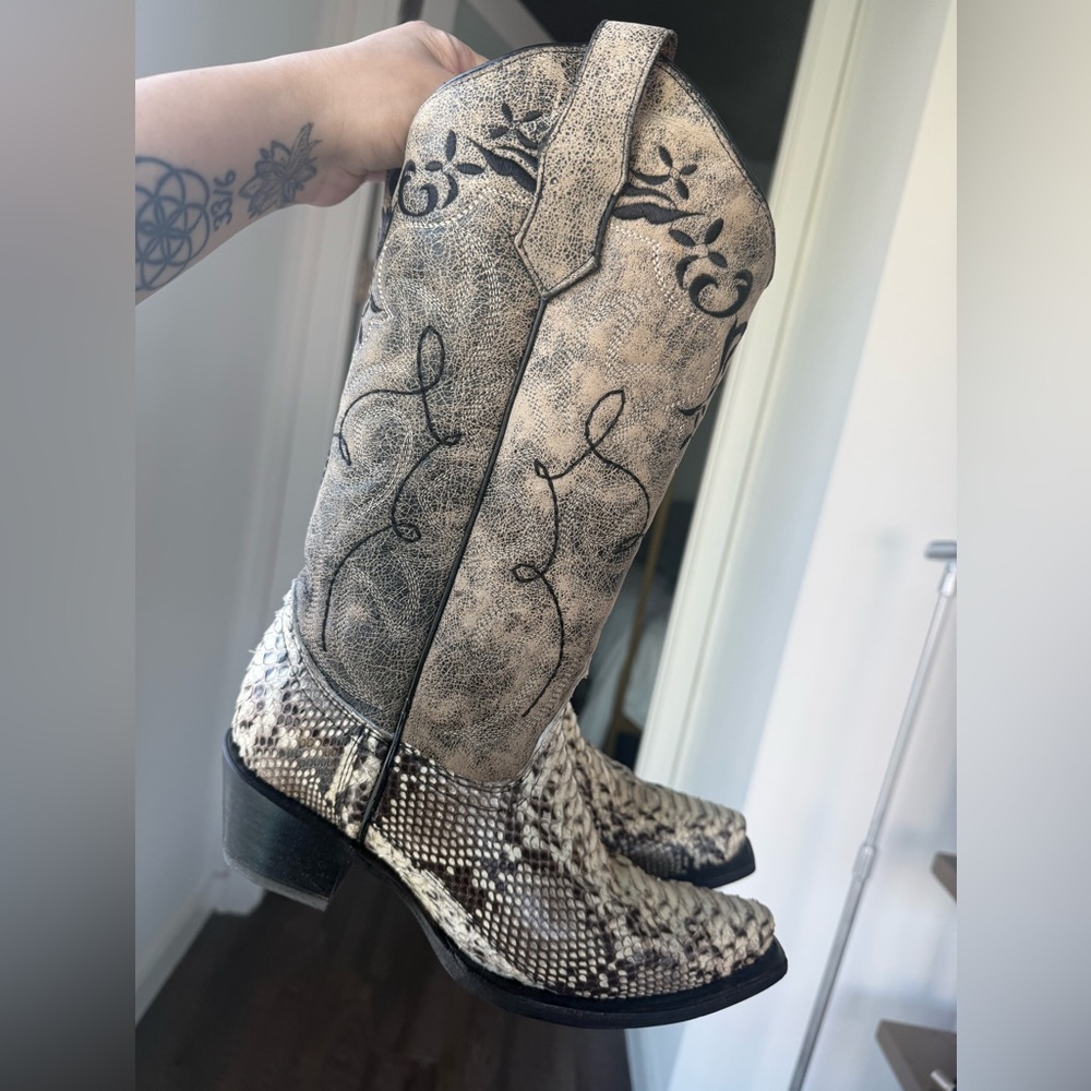 Circle G Khaki Snakeskin Cowboy Boots Exotic Western Size 8 Pointed Toe Leather - Picture 5 of 7